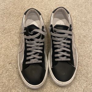 Oliver Cabell low 1. Like new. Worn once.